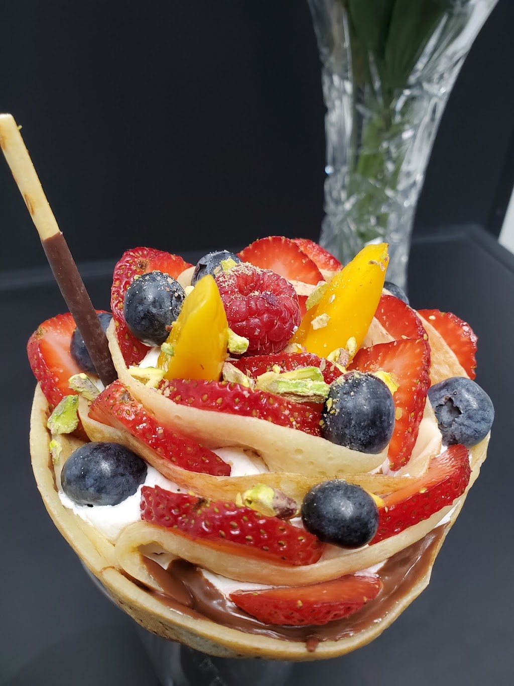 MKM Cafe & Dessert | 1370 Dundas St E #14A, Mississauga, ON L4Y 4G4, Canada | Phone: (905) 896-1224