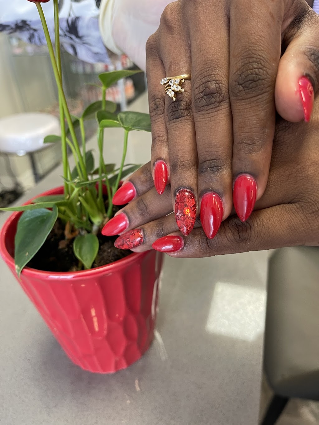 Destiny Nail Bar | 3247 Appleby Line Unit 8, Burlington, ON L7M 0V7, Canada | Phone: (905) 331-0210