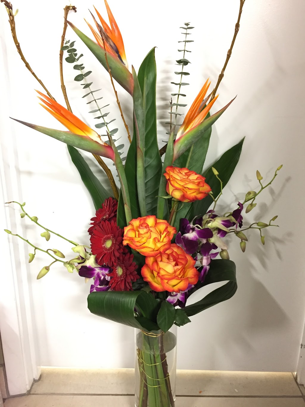 Simply Flowers Scarborough | 8 Roper Rd, Scarborough, ON M1L 0G6, Canada | Phone: (416) 979-3384