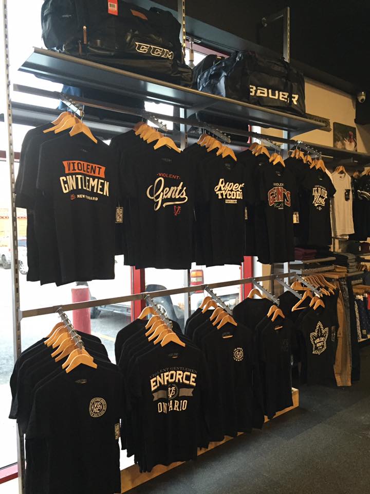 4Hundred Source For Sports | 70 Barrie View Dr, Barrie, ON L4N 8V4, Canada | Phone: (705) 734-2323