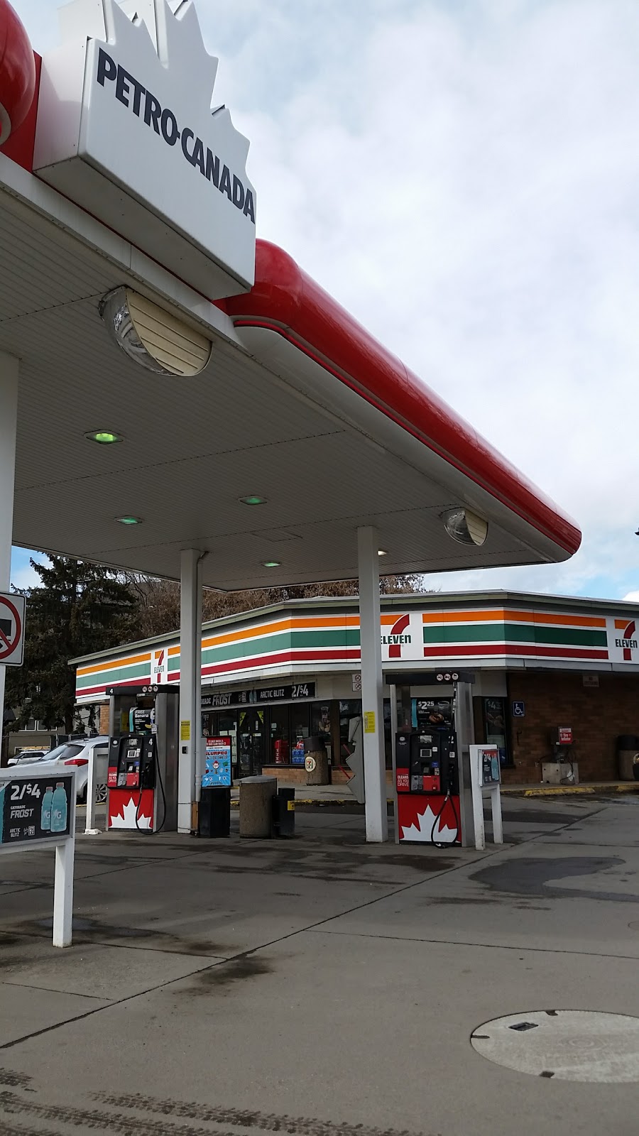 7-Eleven | 3201 39 Ave, Vernon, BC V1T 5P1, Canada | Phone: (250) 542-0785
