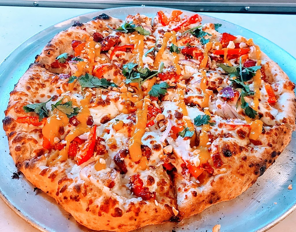 Give Pizza Chance | 478 Village Bay Rd, Mayne Island, BC V0N 2J2, Canada | Phone: (778) 700-0992