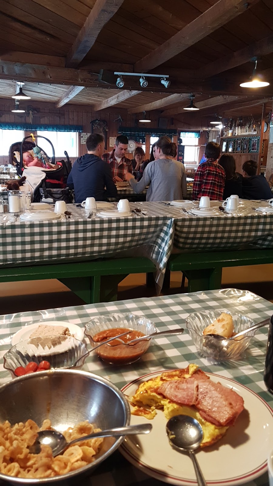 Cabane A Sucre Lefebvre | 10070 Rang de la Fresnière, Mirabel, QC J7N 2R9, Canada | Phone: (450) 258-3508