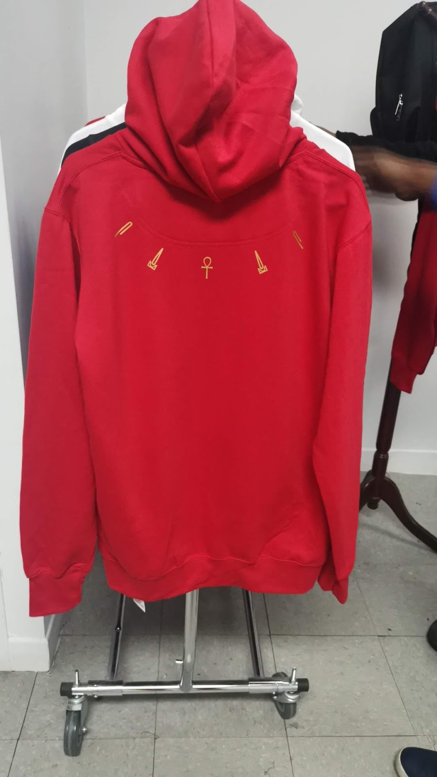VSGWEAR | 11891 Av. Éthier, Montréal-Nord, QC H1H 3H5, Canada | Phone: (514) 638-4892
