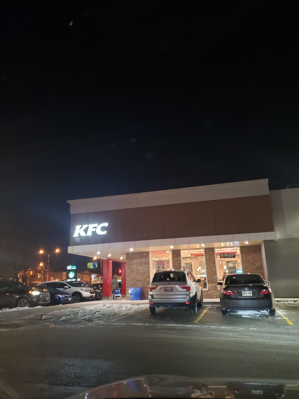 KFC | 2383 Kingston Rd, Toronto, ON M1N 4E7, Canada | Phone: (416) 267-0439
