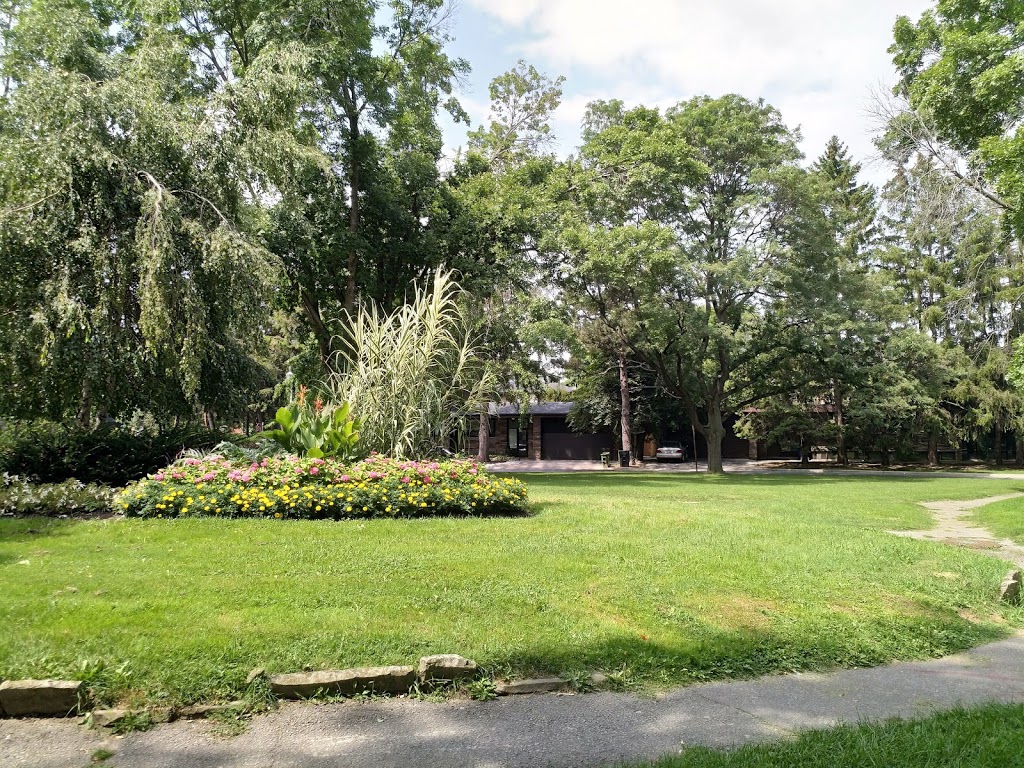 Nicol Macnicol Parkette | 1 Elm Ridge Cir, Toronto, ON M6B, Canada | Phone: (416) 338-4386