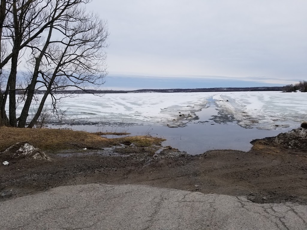 Whitewater Lake Park | 535 Laurier St W, Azilda, ON P0M 1B0, Canada | Phone: (705) 983-5609