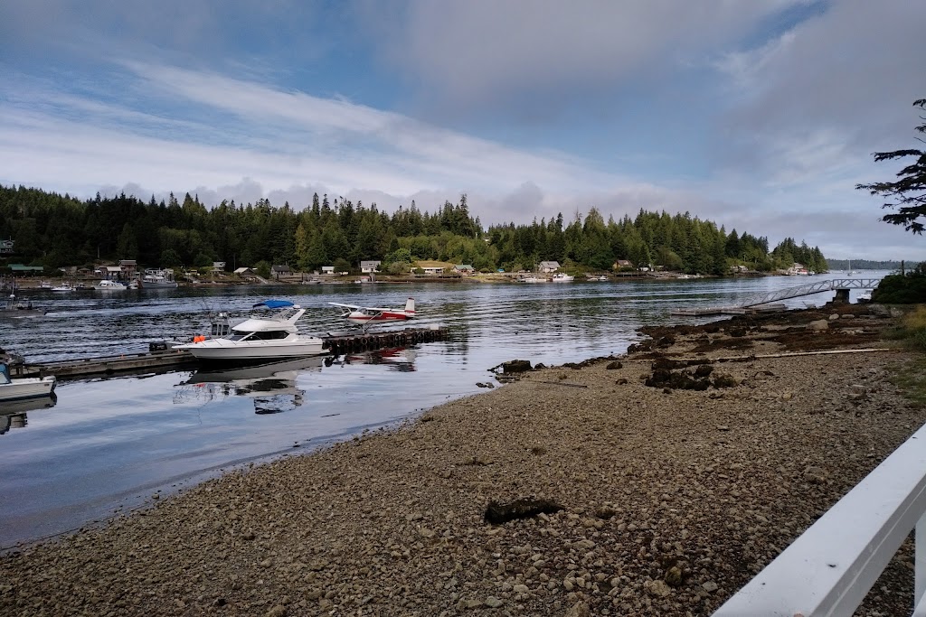Upnit Lodge & Marina | 211 Nuthatch Rd, Bamfield, BC V0R 1B0, Canada | Phone: (250) 728-3228