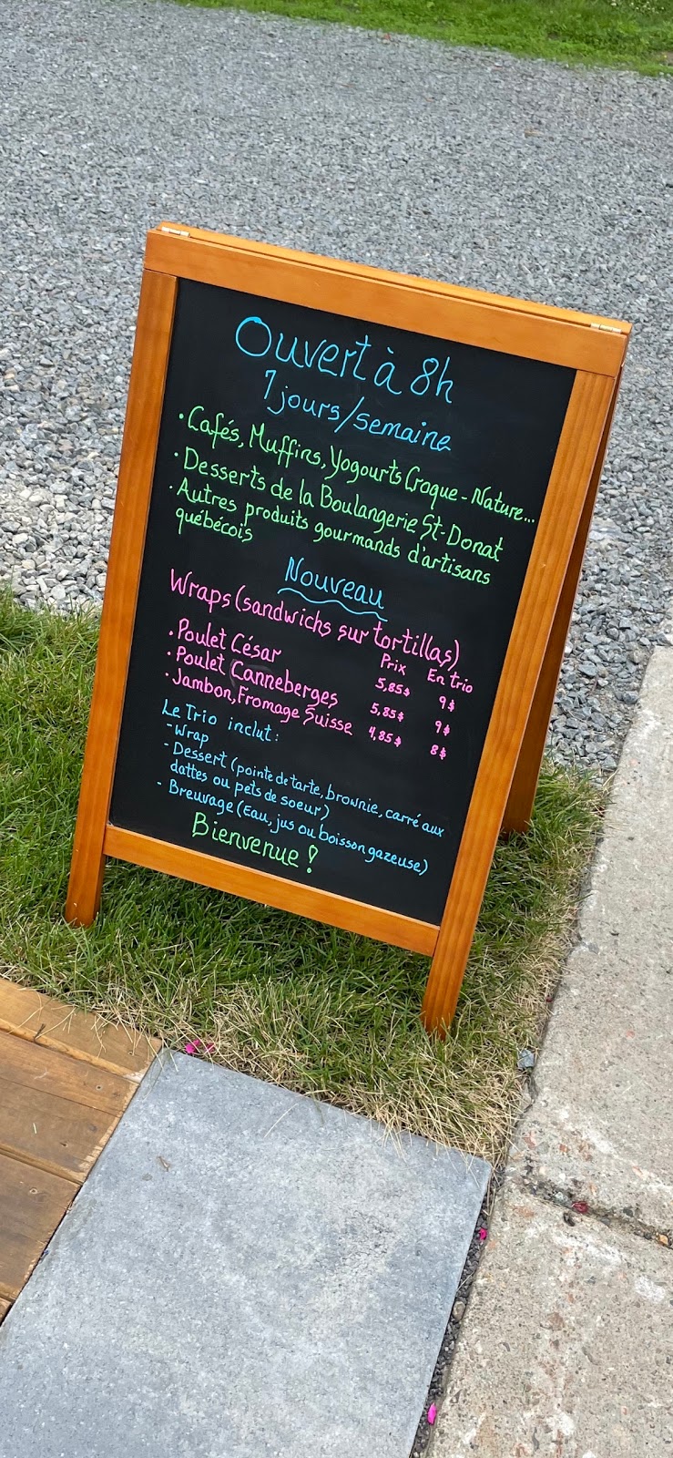 La Boîte à Tartes | 341 Rue Principale, Saint-Donat, QC J0T 2C0, Canada | Phone: (514) 400-3473