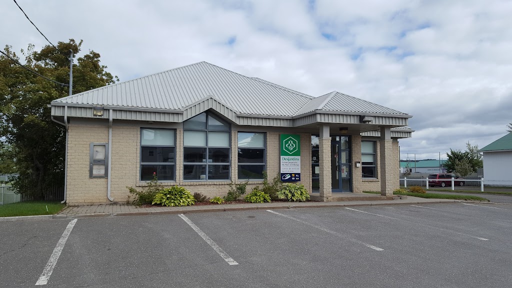 Centre de services Desjardins de Saint-Arsène | 61 Rue de lÉglise, Saint-Arsène, QC G0L 2K0, Canada | Phone: (418) 898-2061