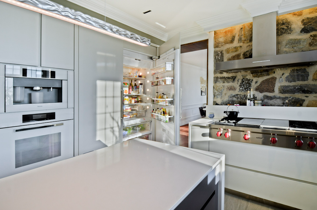CUISINE sur MESURE | 80 Av. des Terrasses, Laval, QC H7H 1S9, Canada | Phone: (450) 963-9994