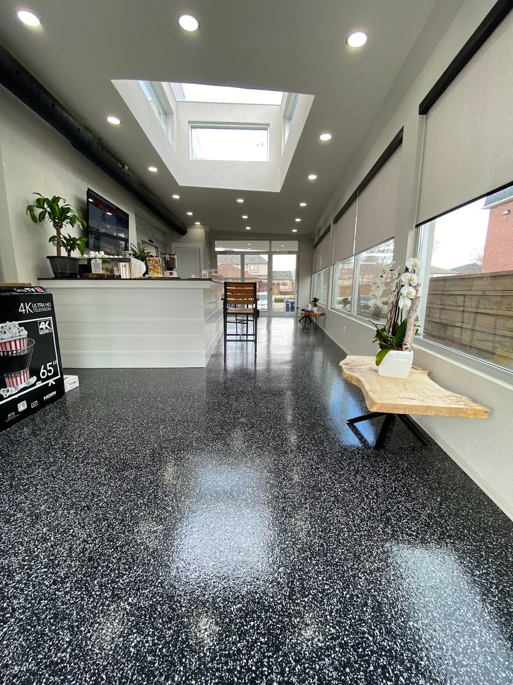 Millwick Paint & Wallpaper | 2958 Islington Ave, North York, ON M9L 2K6, Canada | Phone: (416) 745-2991