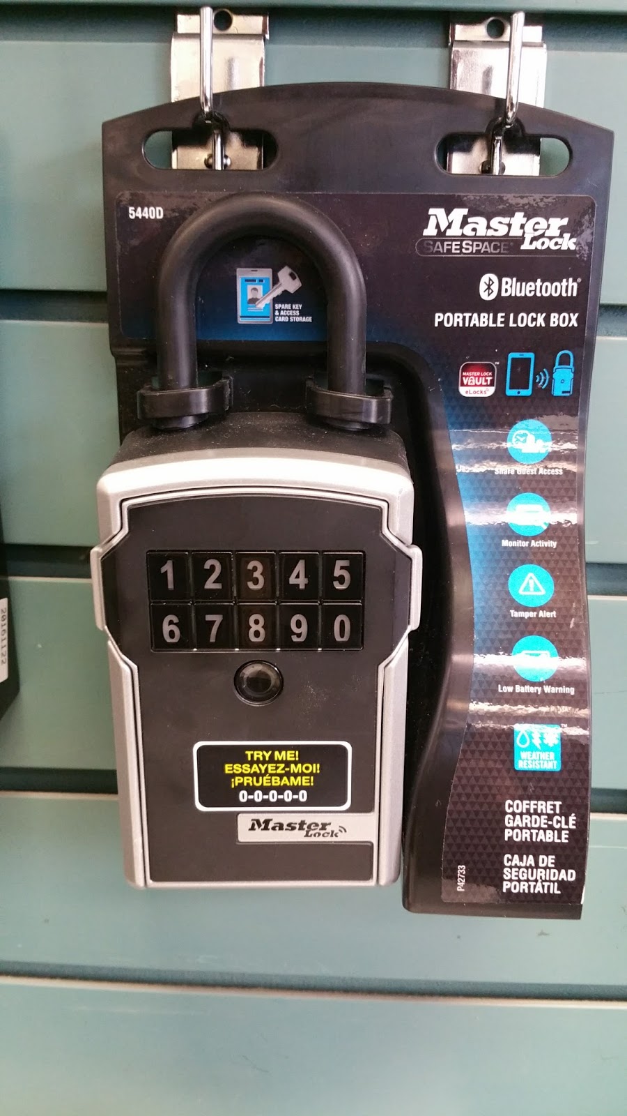 Edwards Builders Hardware (Tor) Ltd | 4988 Dundas St W, Etobicoke, ON M9A 1B6, Canada | Phone: (416) 231-3325
