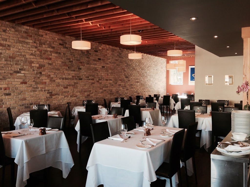 Janet Lynns Bistro | 677 Belmont Ave W, Kitchener, ON N2M 1N8, Canada | Phone: (519) 725-3440