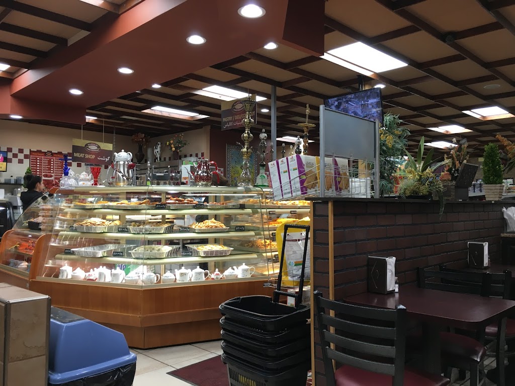 Daryani Fine Bakery | 10670 Yonge St, Richmond Hill, ON L4C 3C9, Canada | Phone: (905) 237-5046