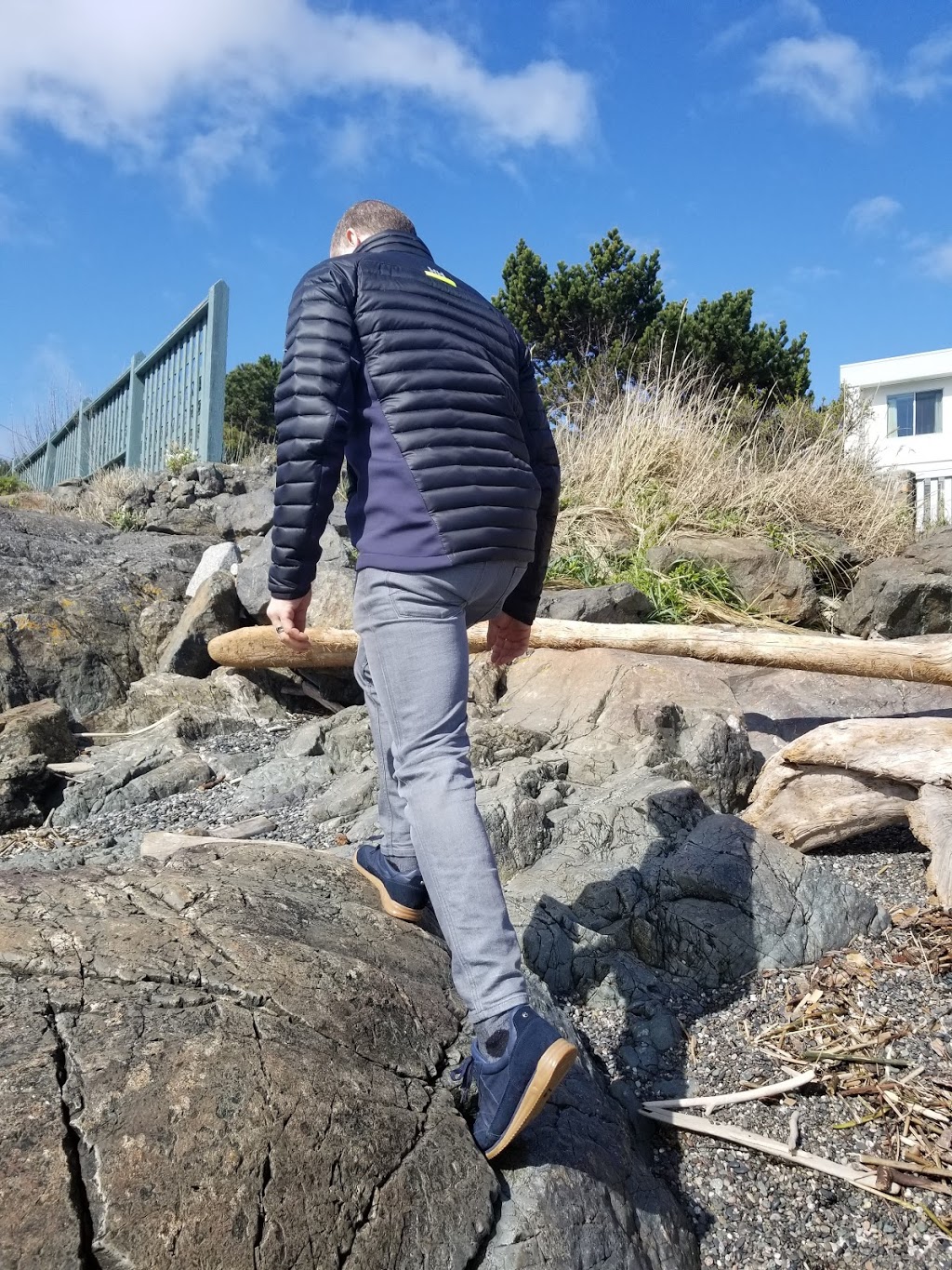 McMicking Point | 659 Radcliffe Ln, Victoria, BC V8S 5B8, Canada