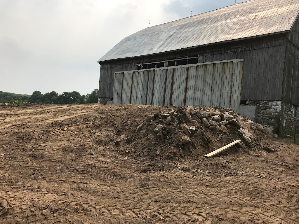 Orillia excavating | 3328 Kirkfield Rd, Brechin, ON L0K 1B0, Canada | Phone: (705) 794-4355