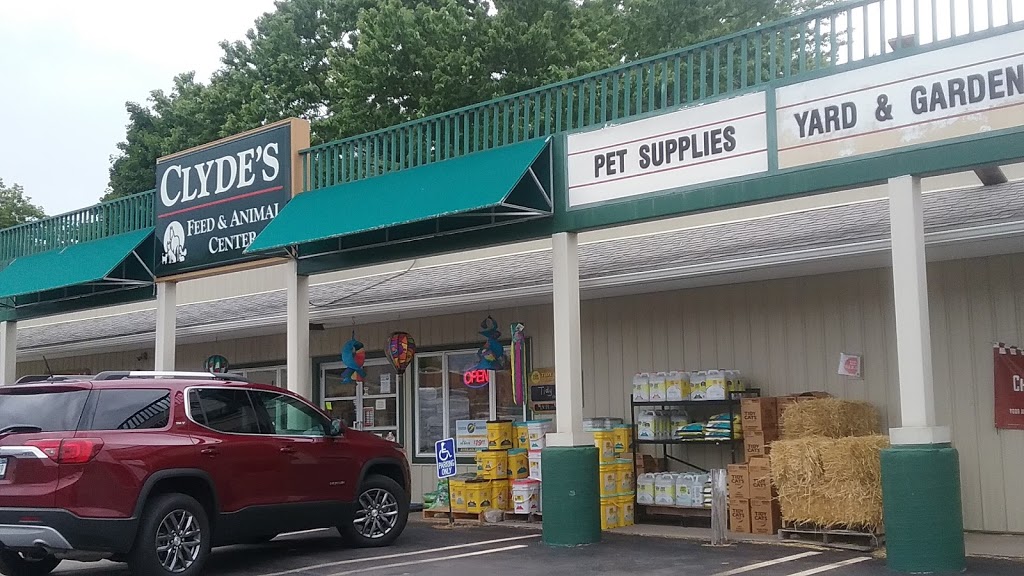 Clydes Feed & Animal Center | 3972 Lockport Olcott Rd, Lockport, NY 14094, USA | Phone: (716) 434-9377