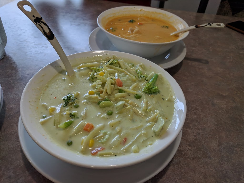 Bouns Restaurant | 4-208 Marion St, Winnipeg, MB R2H 0T6, Canada | Phone: (204) 231-3005