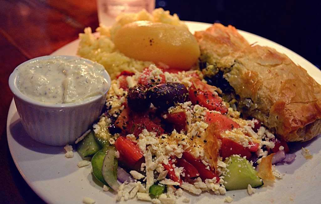 Alfa Greco Roman Cuisine | 1097 56 St, Delta, BC V4L 2A2, Canada | Phone: (604) 943-7471