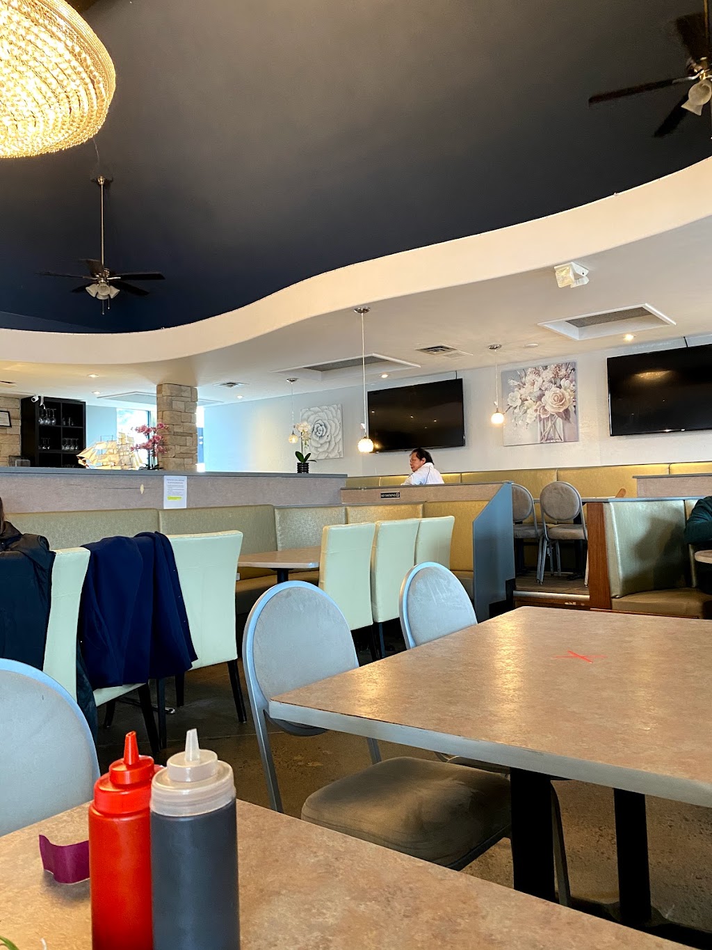 Kanata Noodle House 2 | 4049 Carling Ave, Kanata, ON K2K 2A4, Canada | Phone: (613) 435-8817