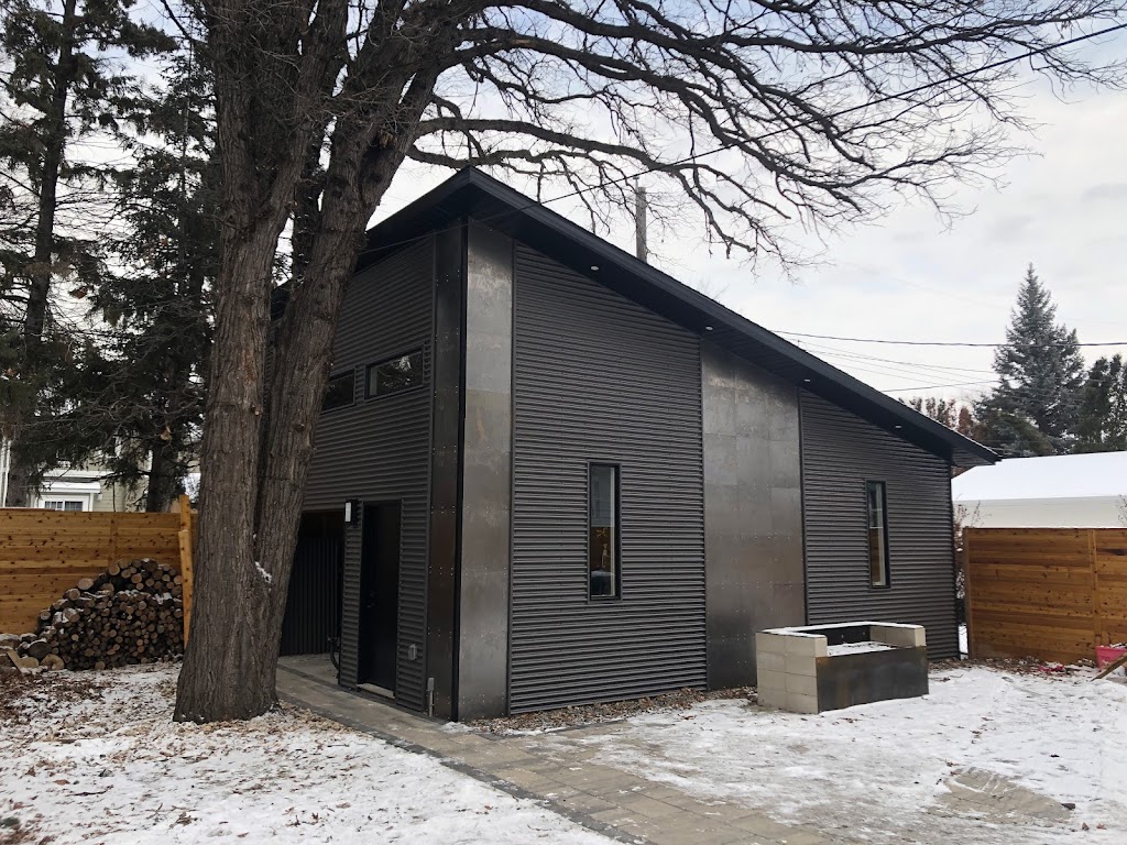 Bayward Builders Ltd. Garage Builders In Winnipeg | 921 Elmhurst Rd, Winnipeg, MB R3R 3X8, Canada | Phone: (204) 396-3331