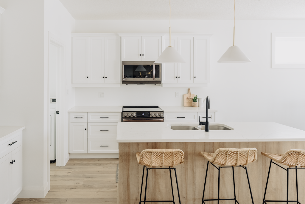 Pinestone Arthur | 163 Walsh St, Arthur, ON N0G 1A0, Canada | Phone: (226) 524-1010