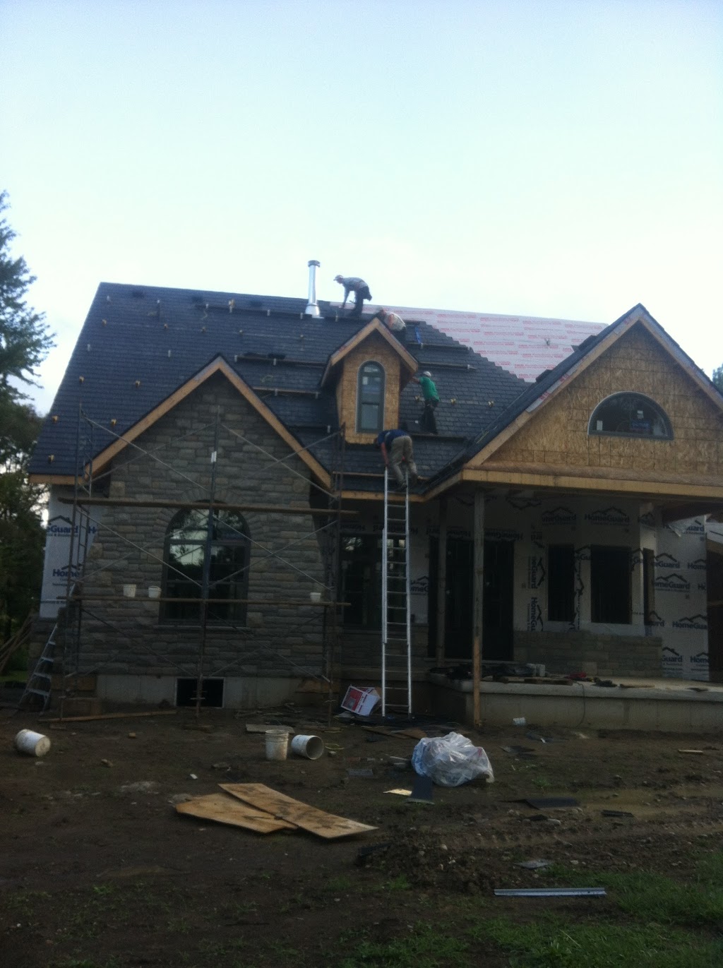 Southwinds Roofing | 4024 Dundas St, London, ON N5V 5C6, Canada | Phone: (519) 451-4285