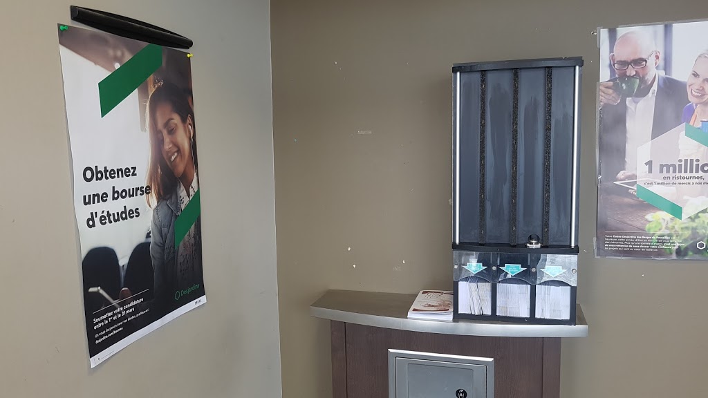 Guichet Desjardins | 5300 Boul Saint-Laurent, Sainte-Catherine, QC J5C 2B1, Canada
