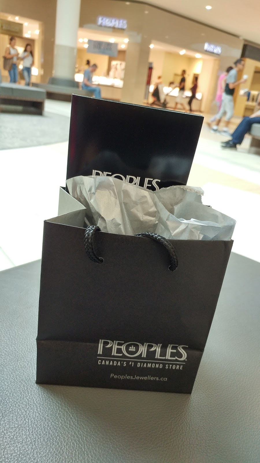 Peoples Jewellers | 17600 Yonge St Unit C4, Newmarket, ON L3Y 4Z1, Canada | Phone: (905) 898-2321