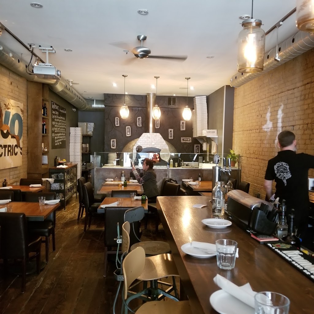 Pizzeria Defina | 321 Roncesvalles Ave, Toronto, ON M6R 2M6, Canada | Phone: (416) 534-4414