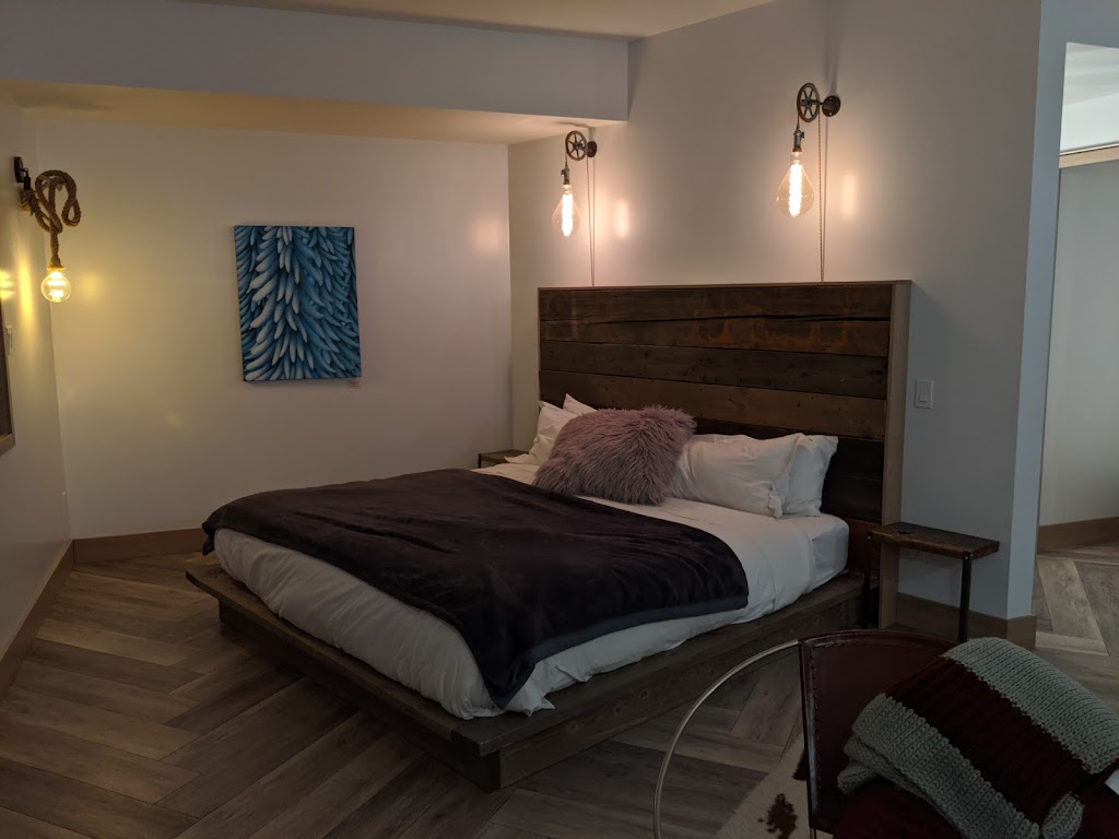 Blackstone Bed & Breakfast | 30 Piedmont Dr, Fernie, BC V0B 1M4, Canada | Phone: (250) 425-3637