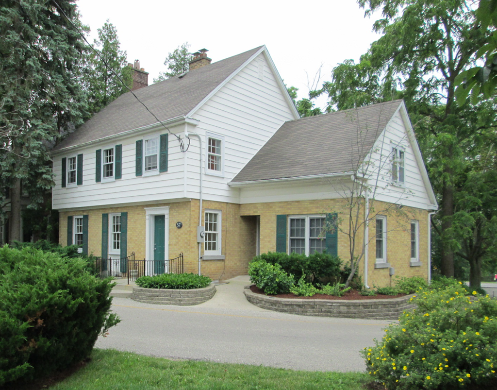 Martin Chiropractic Clinic | 57 Albert St, Waterloo, ON N2L 3S1, Canada | Phone: (519) 886-2570