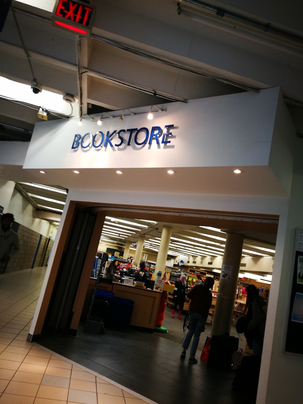 Trafalgar Bookstore | 1430 Trafalgar Rd, Oakville, ON L6H 2L1, Canada | Phone: (905) 845-9430