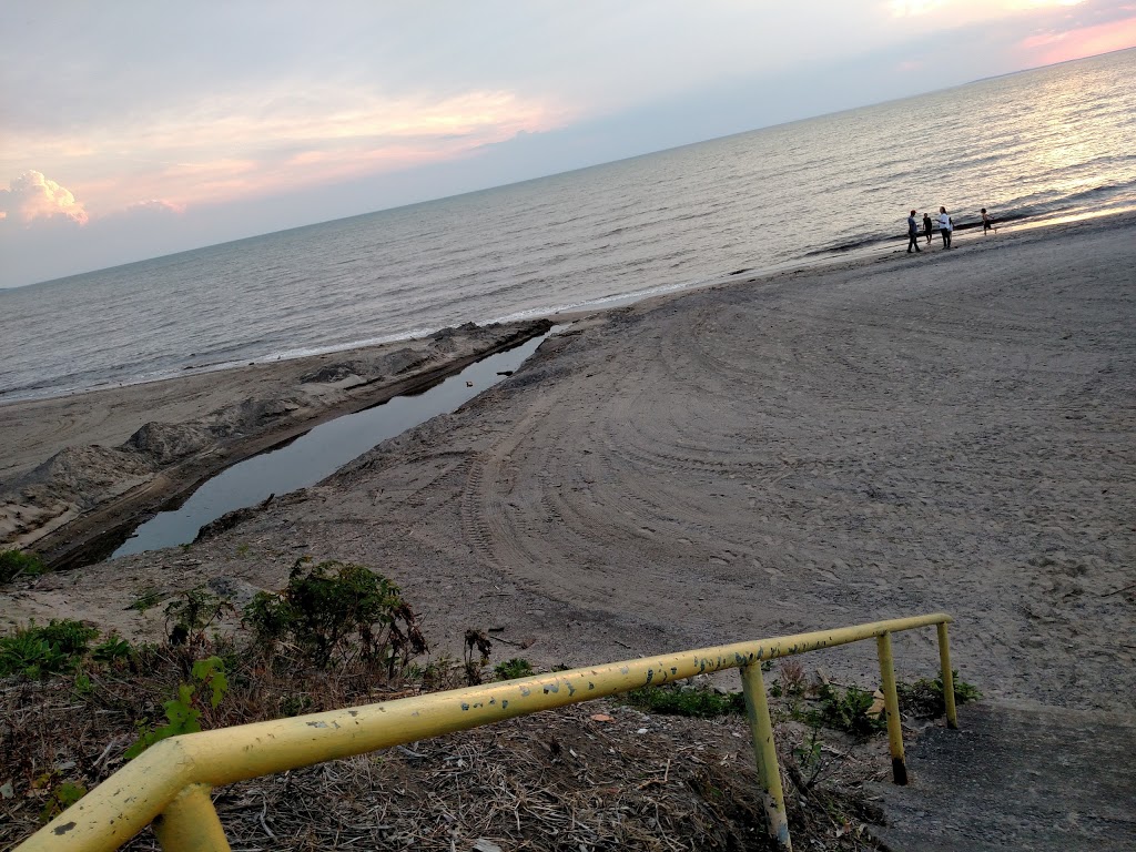 Hamburg beach | Hamburg, NY 14075, USA | Phone: (716) 627-2855