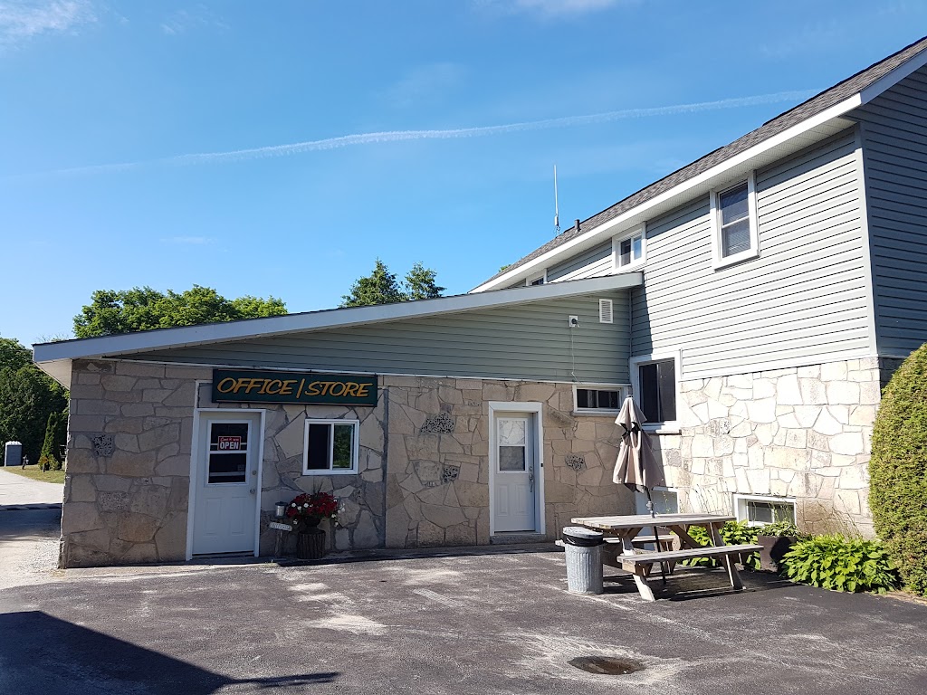 Fiddlehead Resort | 50 Oliphant Way, Wiarton, ON N0H 2T0, Canada | Phone: (519) 534-0405