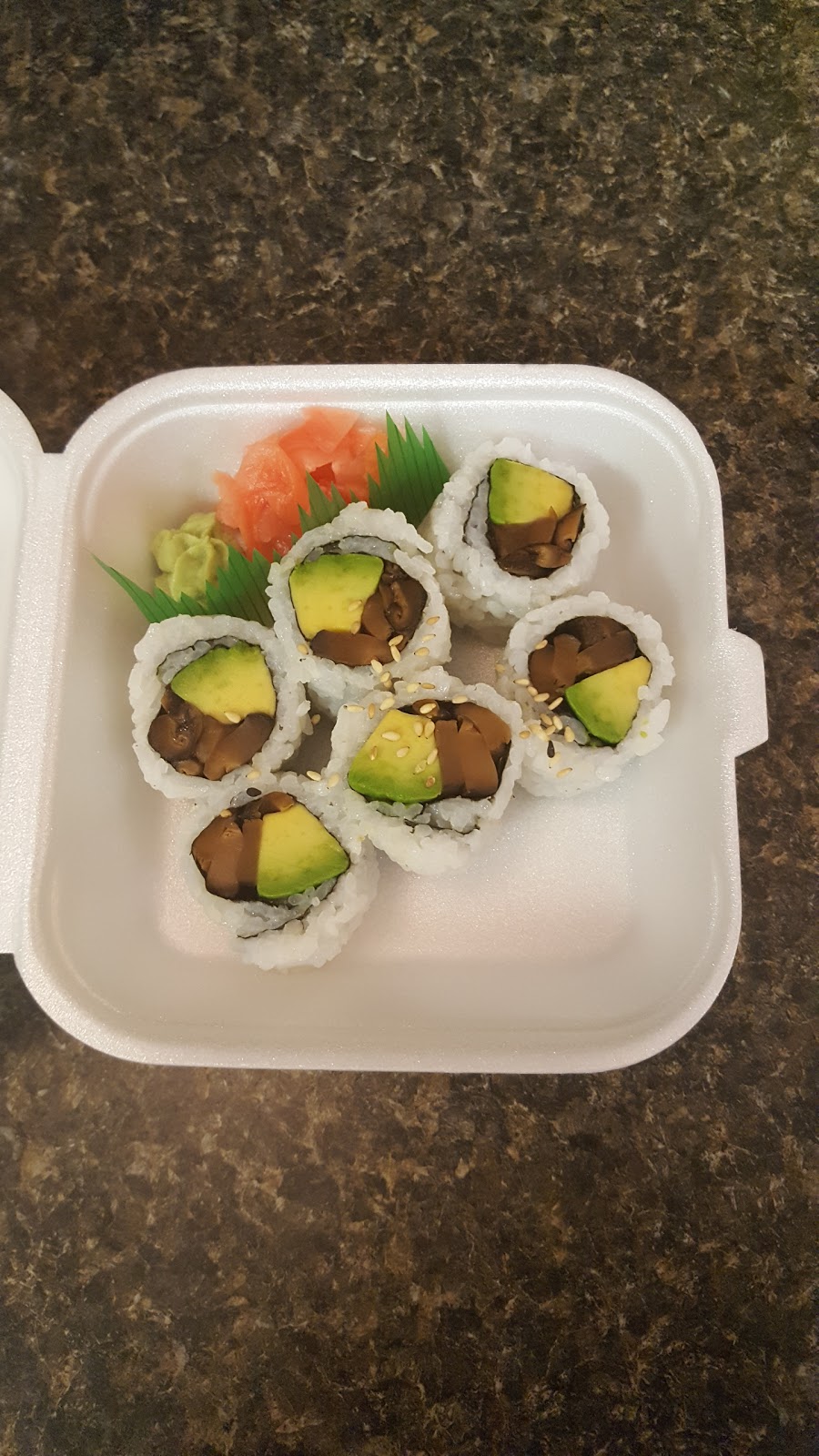 KL Sushi | 1100 Concordia Ave, Winnipeg, MB R2K 4B8, Canada | Phone: (204) 414-9266