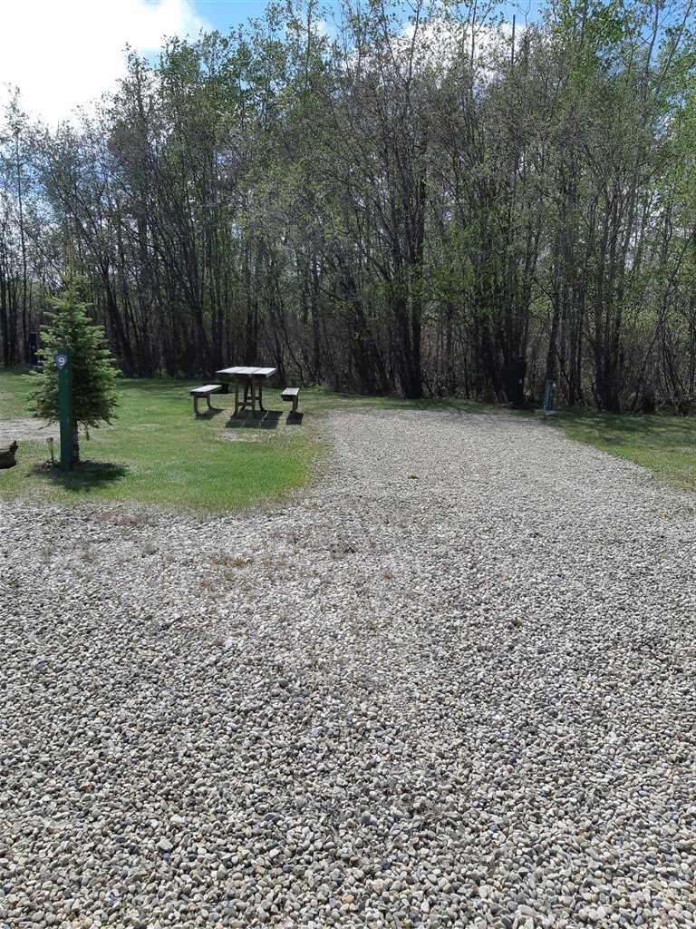 SLGCC 19th Hole RV Campground | 50 Ave, Sylvan Lake, AB T4S 1B2, Canada | Phone: (403) 505-7773
