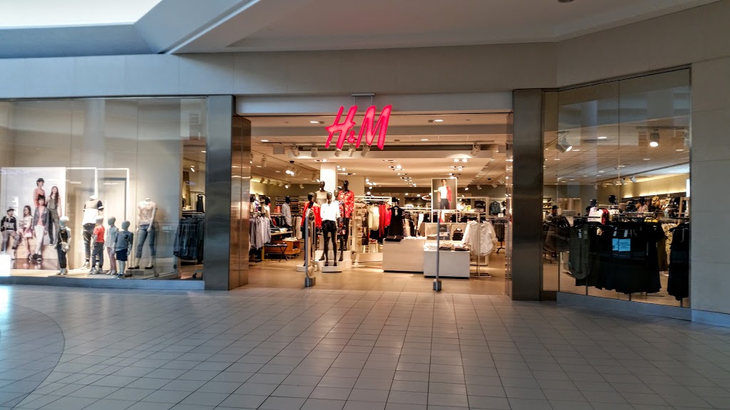 H&M | 17600 Yonge St, Newmarket, ON L3Y 4Z1, Canada | Phone: (855) 272-7007