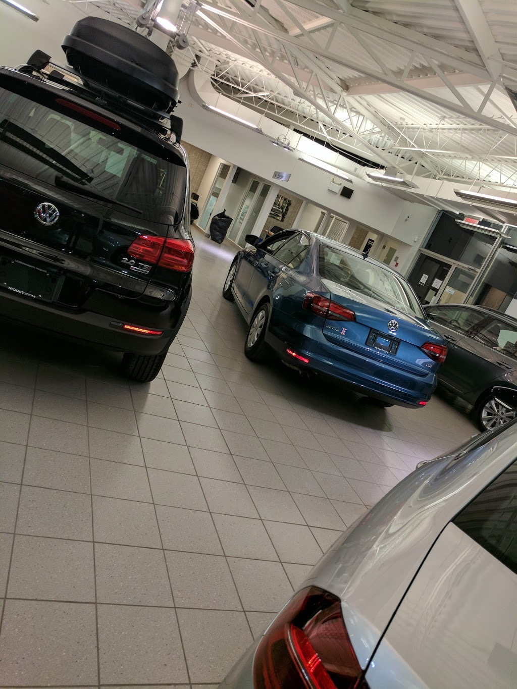 Automobiles Niquet Volkswagen | 1905 Boul Sir-Wilfrid-Laurier, Saint-Bruno-de-Montarville, QC J3V 0G8, Canada | Phone: (450) 653-1553