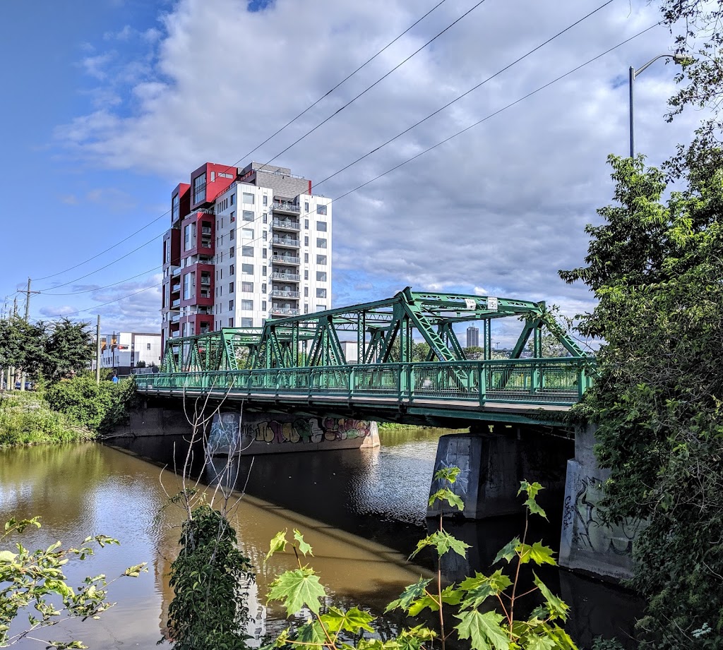 Condos Origine | 26 Rue de la Pointe-aux-Lièvres, Québec, QC G1K 0G6, Canada | Phone: (418) 570-9149