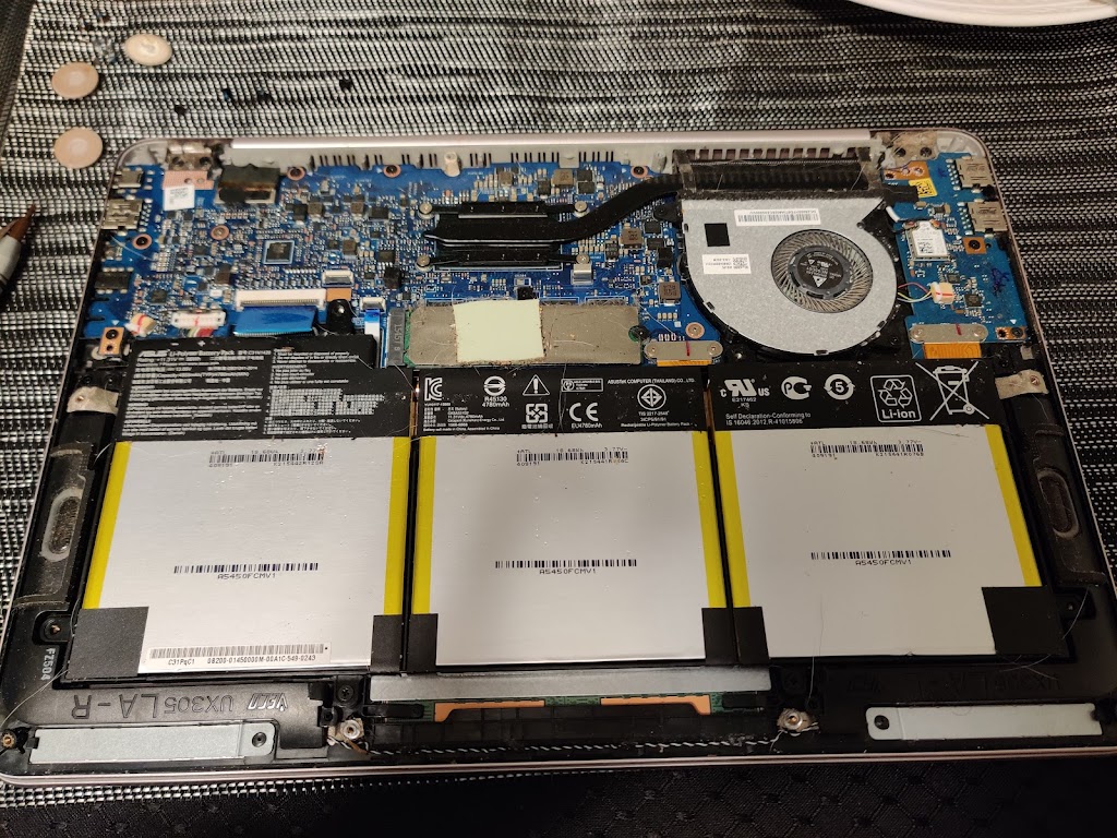 E-Comp (Computer Repair, Service and Data Recovery) | 14 Elmont Dr, Toronto, ON M4B 2M1, Canada | Phone: (416) 768-6441