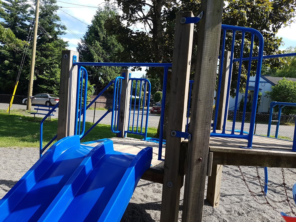 Kinsman Park | 2730 Departure Bay Rd, Nanaimo, BC V9S 3W9, Canada | Phone: (250) 754-4251