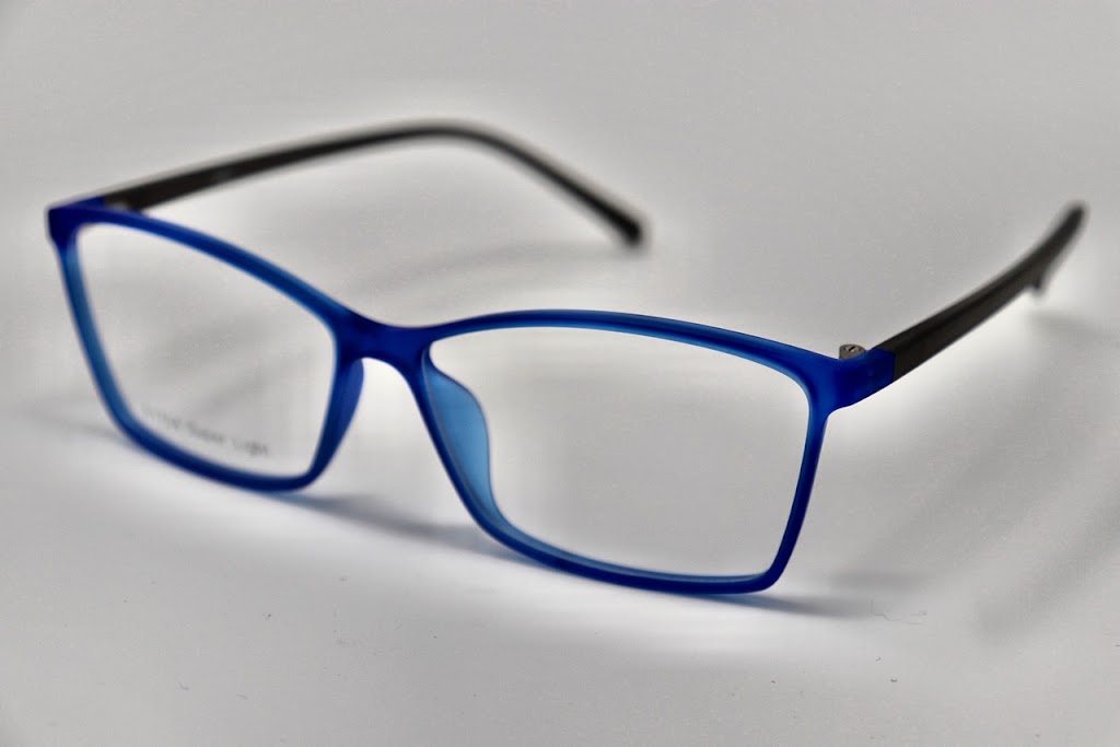 Kniaziew Optometry | 197 Hill St Unit A, Corunna, ON N0N 1G0, Canada | Phone: (519) 813-9851