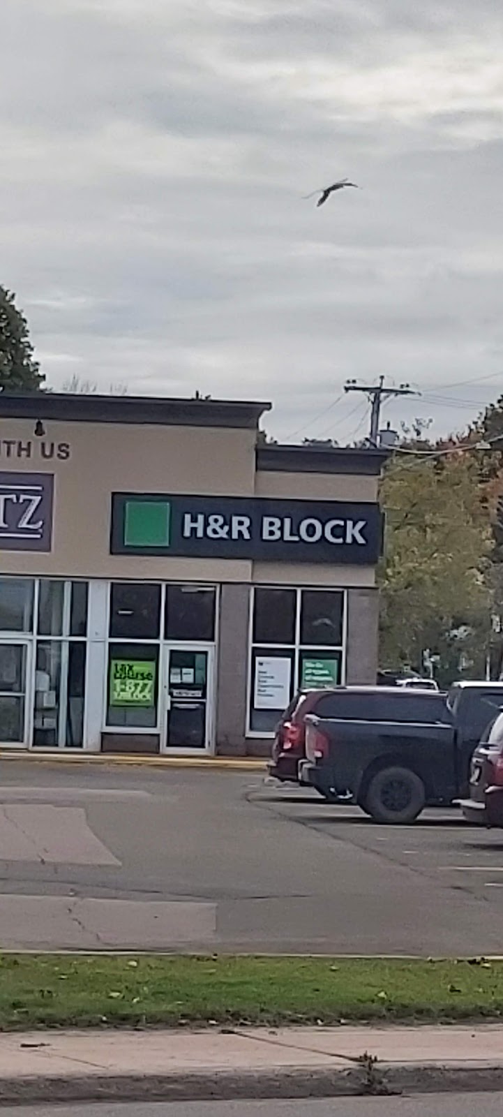 H&R Block | 424 Coverdale Rd #4, Riverview, NB E1B 3J9, Canada | Phone: (506) 387-4000