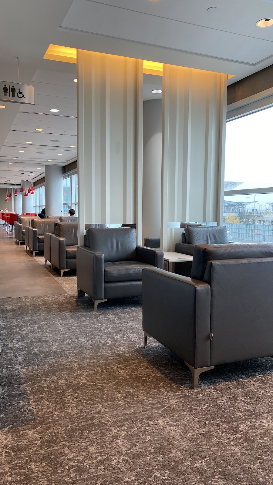 Air Canada Maple Leaf Lounge | 2000 Wellington Ave, Winnipeg, MB R3H 1C2, Canada | Phone: (888) 247-2262