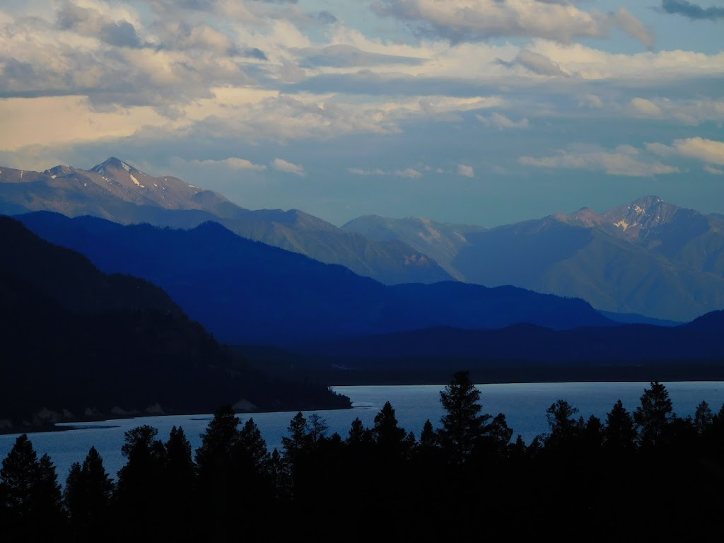 The Lodge at Bella Vista | 6083 Bella Vista Boulevard, Fairmont Hot Springs, BC V0B 1L2, Canada | Phone: (403) 861-2309