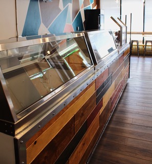 The Ice Box St.Thomas | Pinafore Park, St Thomas, ON N5R 1H7, Canada | Phone: (226) 289-2235