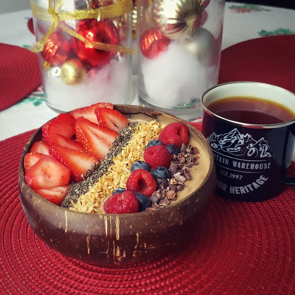 Unbelievabowl Smoothie Bowls | 420 Leacock Dr unit j, Barrie, ON L4N 5G5, Canada | Phone: (249) 880-5070