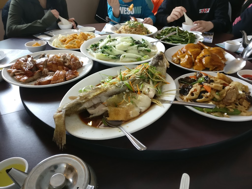 Huang Pu River Restaurant | 1875 Pembina Hwy, Winnipeg, MB R3T 2G6, Canada | Phone: (204) 261-4407